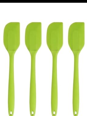 NWT 4-Piece Lime Green Silicone Spatula Set Heat Resistant Seamless One Piece